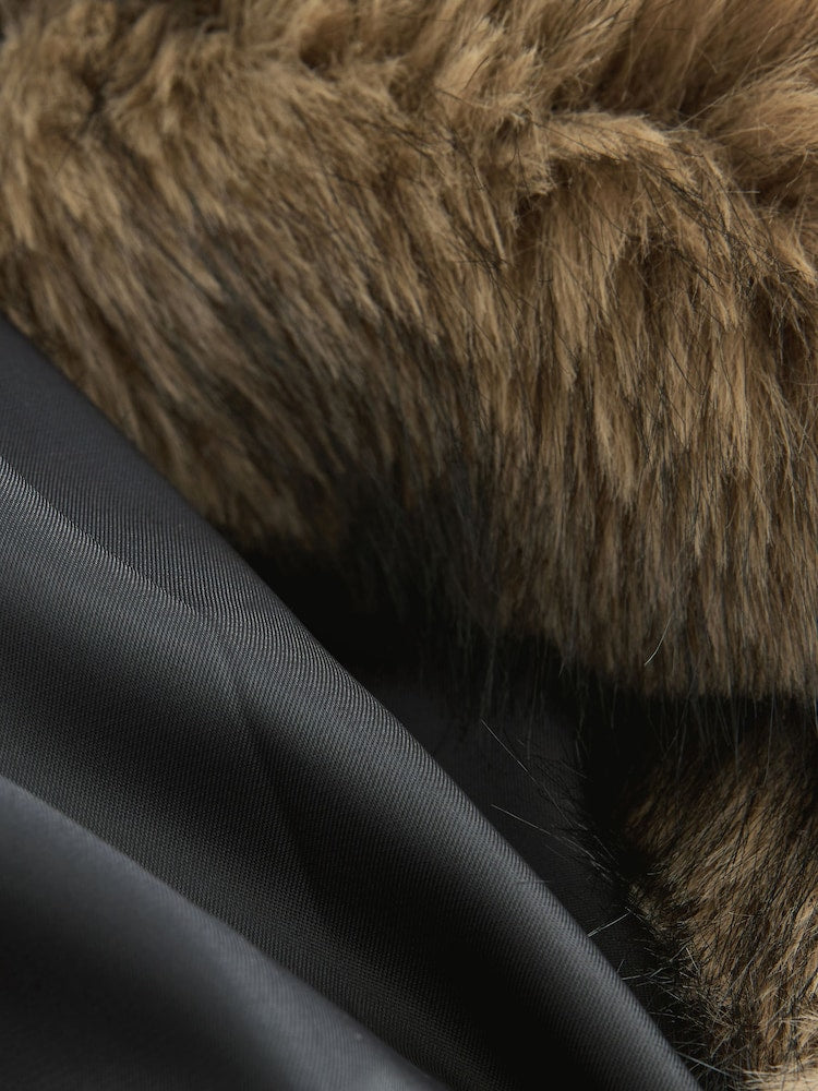 NEUTRAL FAUX FUR