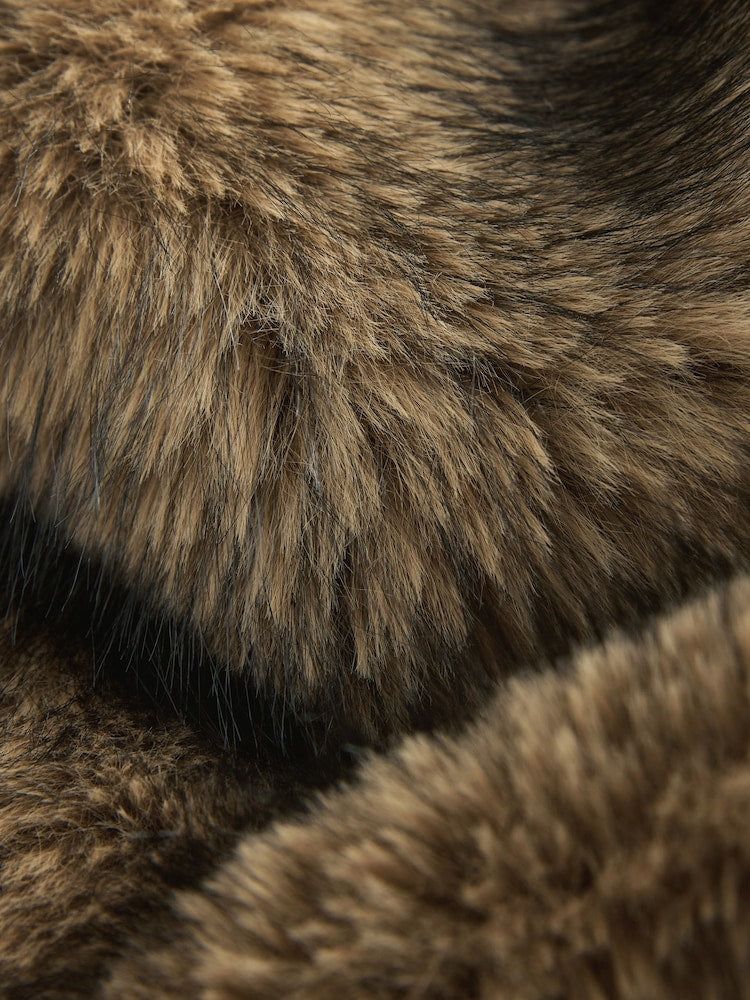 NEUTRAL FAUX FUR
