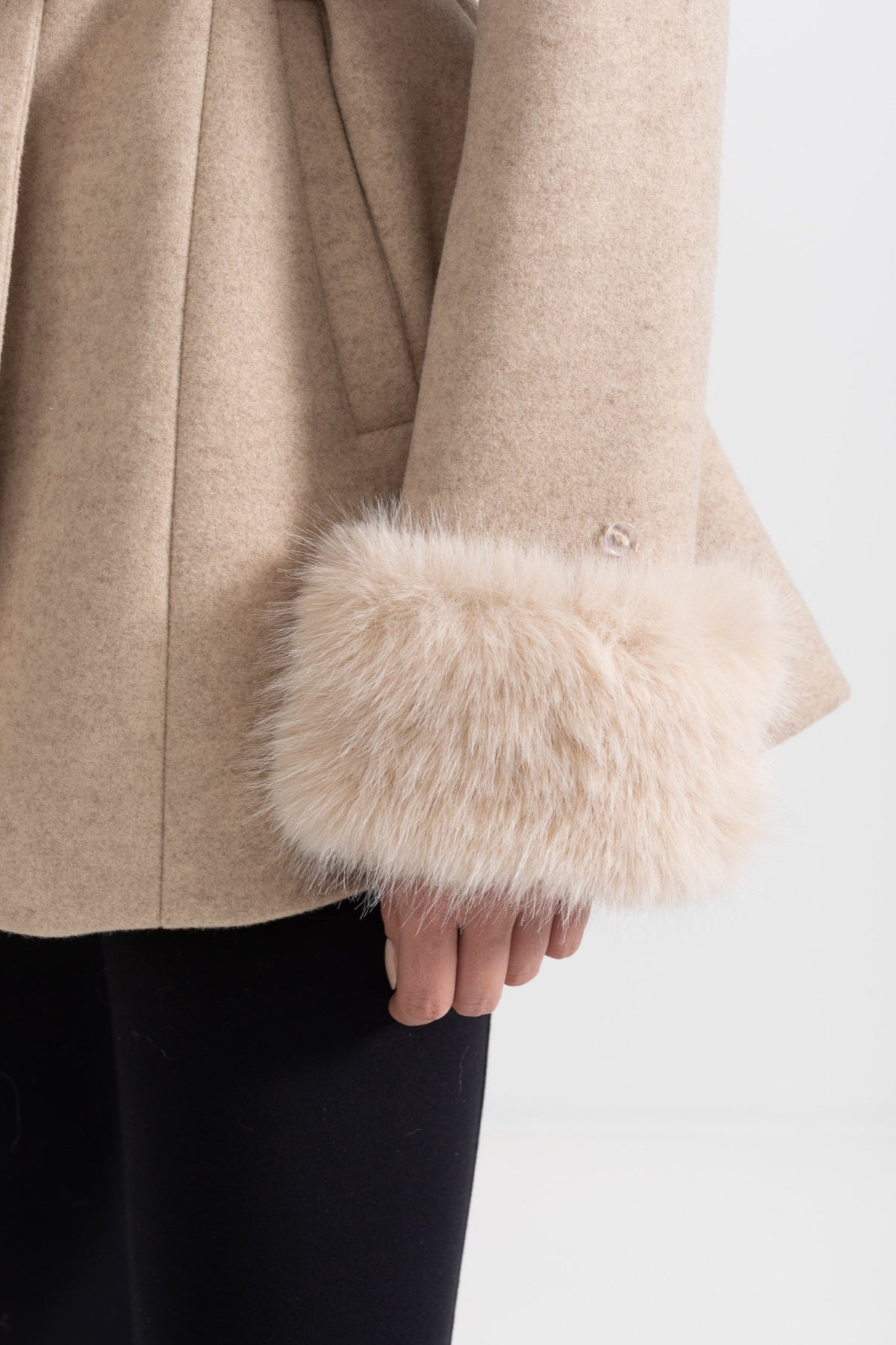 DOUBLE-BREASTED COAT WITH DETACHABLE CAPE