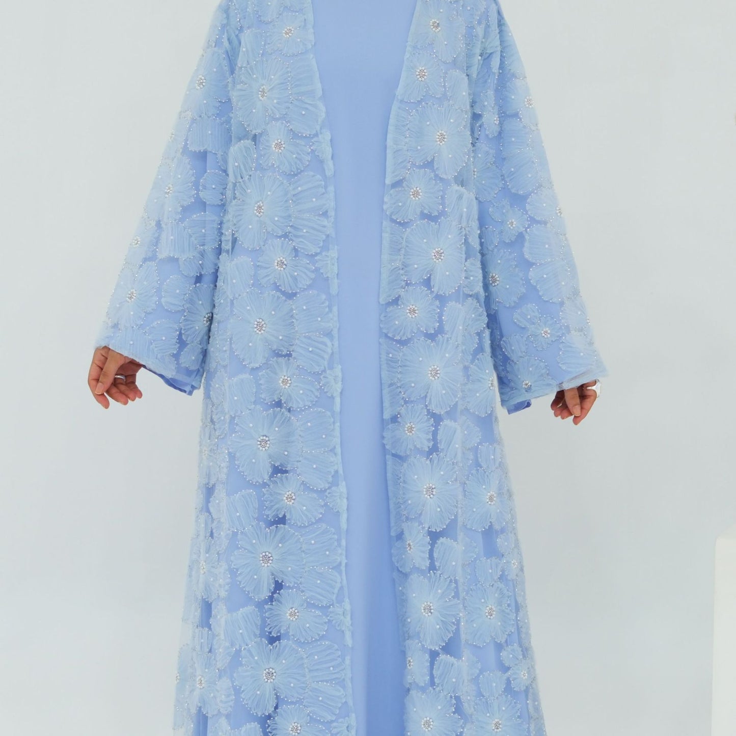AMIRA CHIC